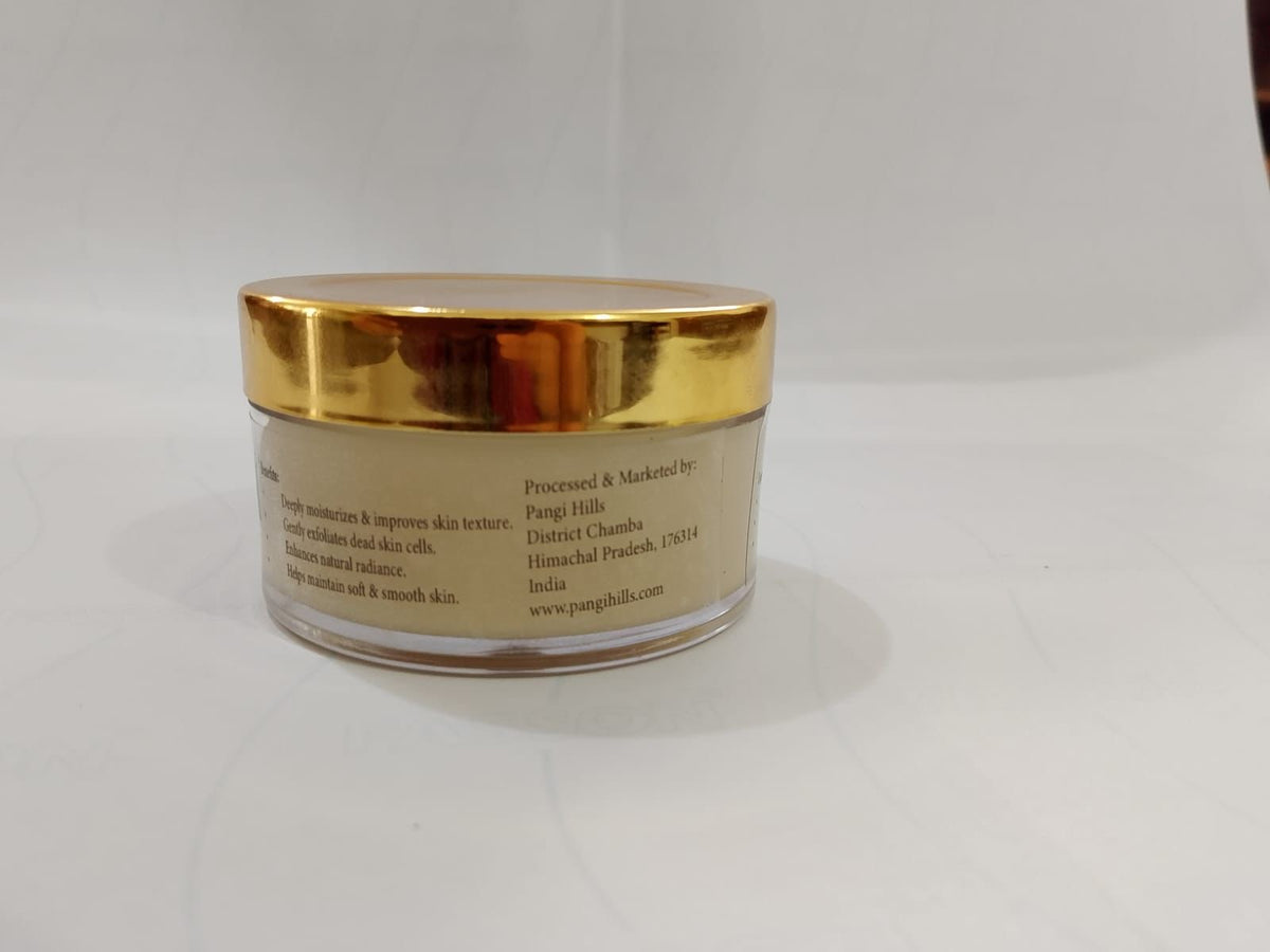 Pangi Hills Apricot Cream back view