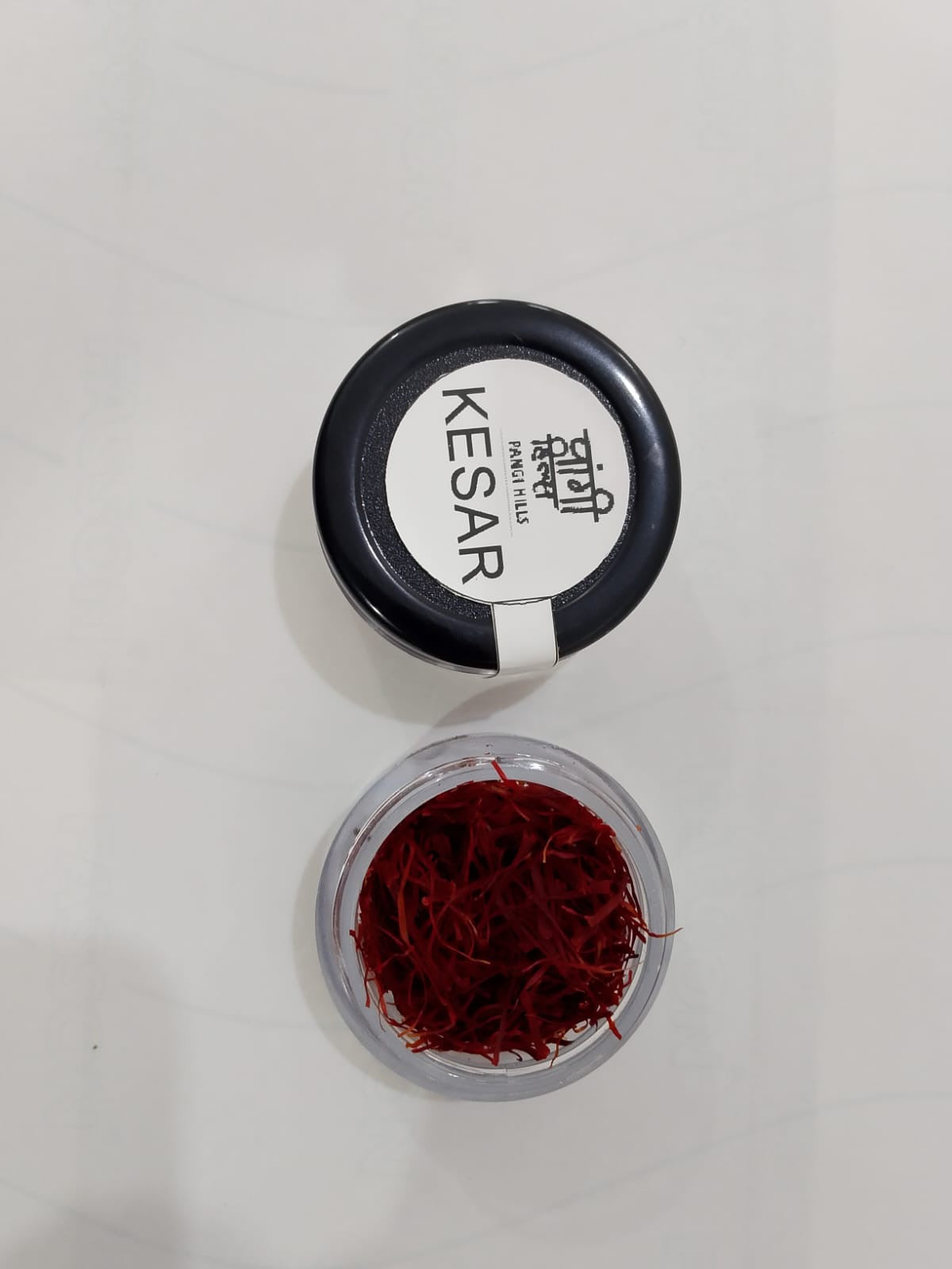 Pangi Hills Kesar 1gm open jar top view